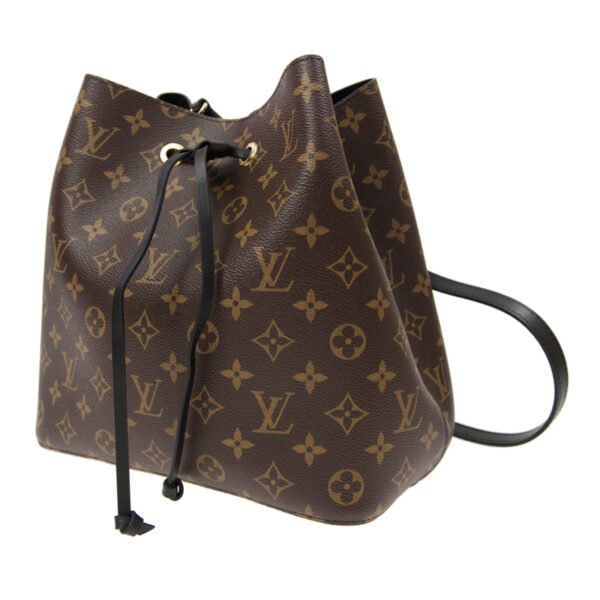 Louis Vuitton M44020