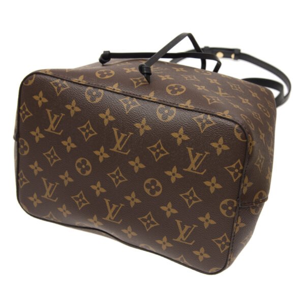 Louis Vuitton M44020