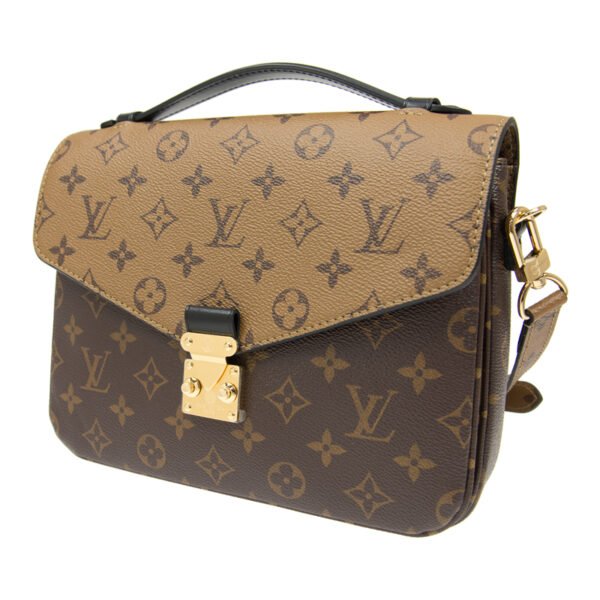 Louis Vuitton M44876