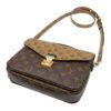 Louis Vuitton M44876