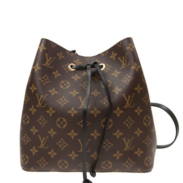 Louis Vuitton M44020